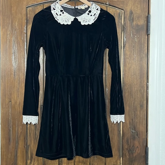 Black Collared Long Sleeve Dress Small - Picture 1 of 6